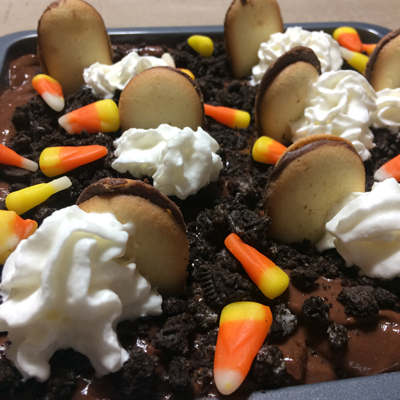 Ghosts-in-the-Graveyard_8417_400